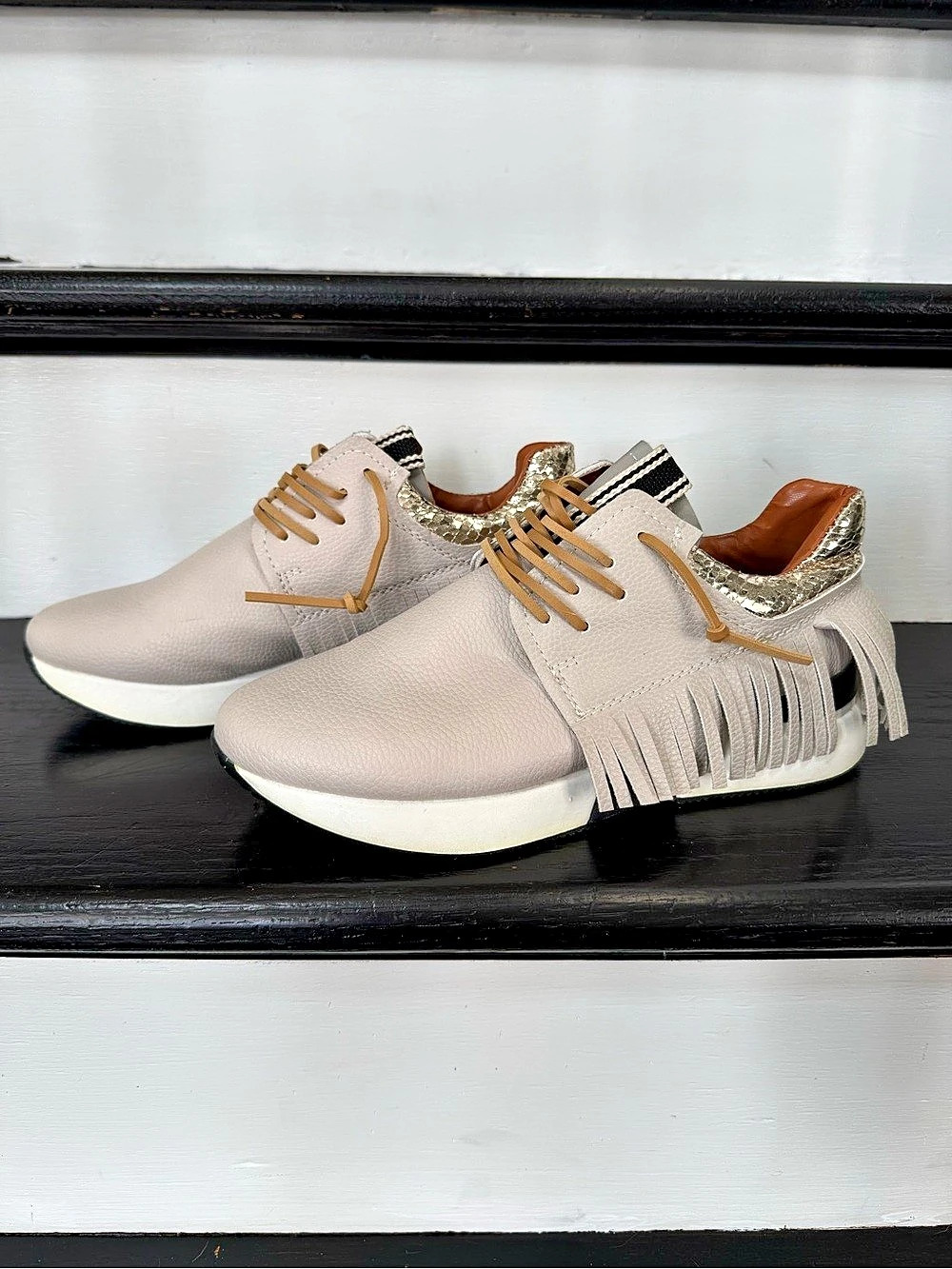 Shu Shop Pepa Women's Fringe Sneakers